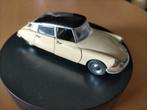 Citroen Ds19 1956 Berlina, Hobby en Vrije tijd, Modelauto's | 1:43, Ophalen of Verzenden, Gebruikt, Auto, Universal Hobbies