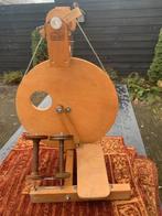 LOUET S 10  SPINNEWIEL, Ophalen of Verzenden, Zo goed als nieuw, Spinnewiel