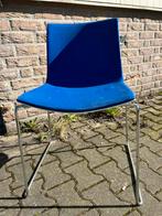 Italiaans design arper catifa 46 stoel kuip wit stof blauw, Ophalen, Kunststof, Wit, Zo goed als nieuw