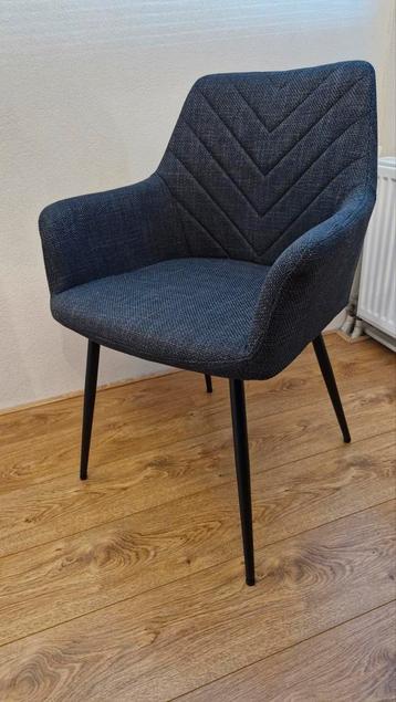 Eettafel stoel / losse stoel 1x beschikbaar voor biedingen