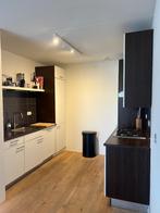 Moderne complete keuken te koop – inclusief apparatuur, Huis en Inrichting, Ophalen, Bruin, Dubbelwandige keuken, Zo goed als nieuw