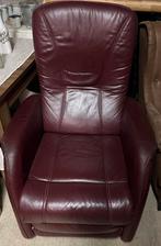 Relaxstoel van rood leer, Onbekend, Ophalen of Verzenden, Zo goed als nieuw, Onbekend
