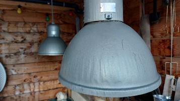 industriele lampen beschikbaar voor biedingen