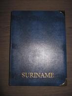 Heel dik insteekboek met opdruk "Suriname"., Verzenden, Verzamelalbum