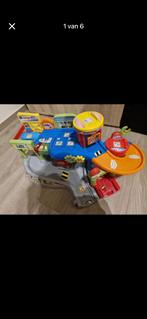 V tech speelgoed autogarage, stuntpark, etc, Ophalen, Zo goed als nieuw, 2 tot 4 jaar