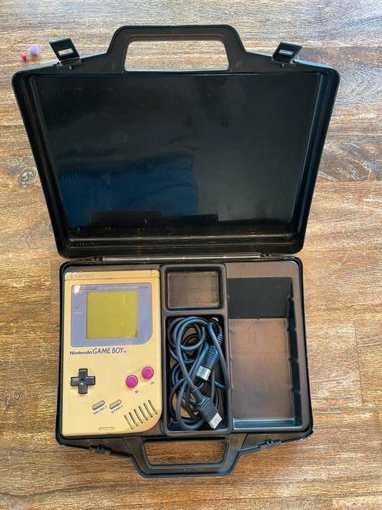 Gameboy classic DMG01, Tetris, linkkabel en originele koffer, Spelcomputers en Games, Spelcomputers | Nintendo Game Boy, Gebruikt