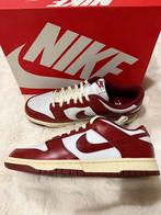 Nike dunk low team red coconut milk maat 44,5 nieuw, Ophalen of Verzenden, Zo goed als nieuw, Overige kleuren