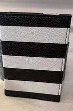 Paspoort mapje zo snel mogelijk weg!, Sieraden, Tassen en Uiterlijk, Portemonnees, Ophalen, Zo goed als nieuw, Zwart, Overige merken