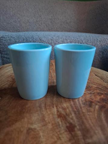 Twee mokken van Piet Hein Eek beschikbaar voor biedingen