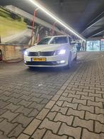 Volkswagen Passat 1.4 TSI 90KW Variant DSG 2012 Wit, Auto's, Volkswagen, Origineel Nederlands, Particulier, 750 kg, 16 km/l