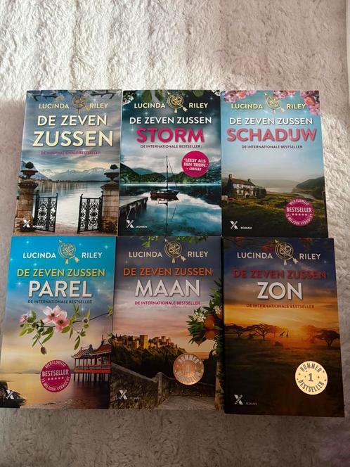 De zeven zussen - Lucinda Riley, Boeken, Romans, Zo goed als nieuw, Nederland, Verzenden