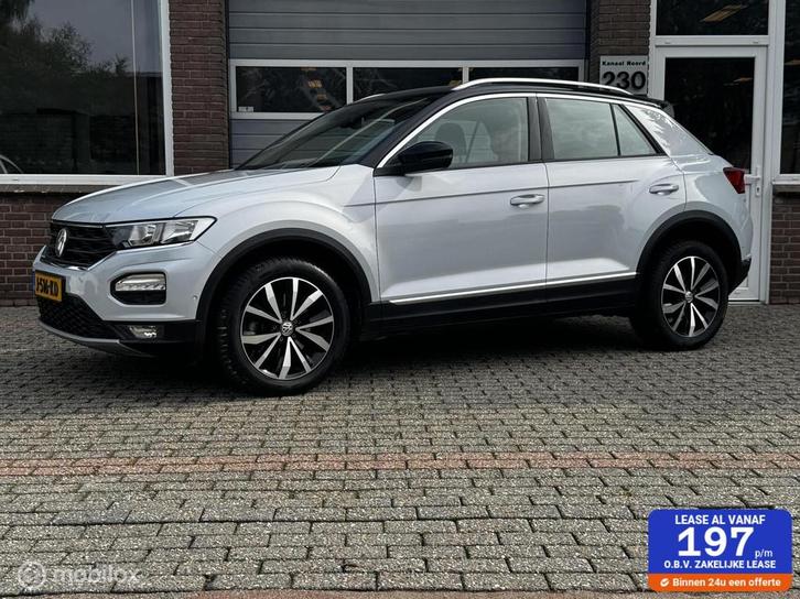 Volkswagen T-Roc 1.5 TSI Style CAMERA/CARPLAY/AIRCO/TREKHAAK, Auto's, Volkswagen, Bedrijf, Te koop, T-Roc, ABS, Achteruitrijcamera