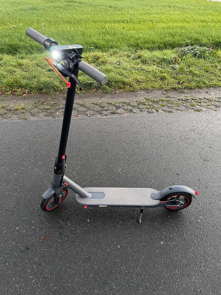 Elektrische Step - Nieuw in doos - 31 km/h, Fietsen en Brommers, Steps, Nieuw, Elektrische step (E-scooter), Ophalen of Verzenden