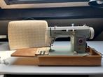 Gritzner (Pfaff) retro naaimachine met voetpedaal, Hobby en Vrije tijd, Naaimachines en Toebehoren, Gebruikt, Ophalen