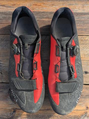 Fizik Racefietsschoenen Maat 44 (valt als 43) beschikbaar voor biedingen