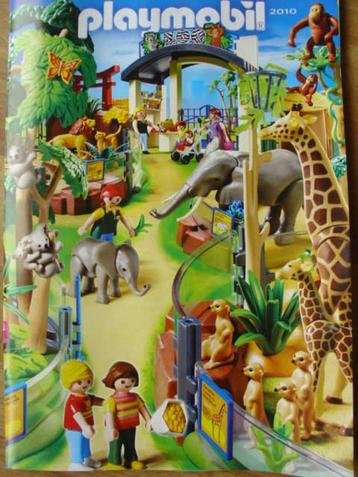 Diverse complete Playmobil catalogi verschillende jaren beschikbaar voor biedingen