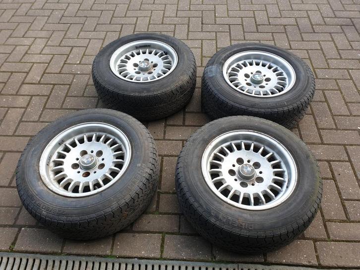 Verschillende Lichtmetalen en stalen velgen voor oldtimers, Auto-onderdelen, Banden en Velgen, Velg(en), Zomerbanden, Ophalen of Verzenden