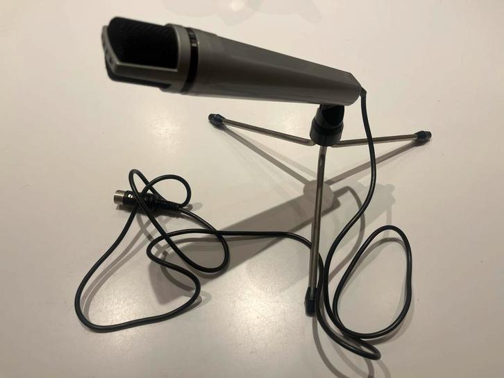 Uher M534 Dynamische Microfoon - Vintage, Muziek en Instrumenten, Microfoons, Gebruikt, Zangmicrofoon, Ophalen of Verzenden