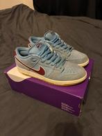 Nike sb Dunk low Philadelphia - 42,5, Ophalen of Verzenden, Zo goed als nieuw, Blauw, Sneakers of Gympen