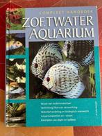 Compleet handboek - Zoetwater Aquarium, Boeken, Gelezen, Ophalen of Verzenden, Dr. Jutta Etscheidt, Vissen