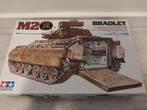TAMIYA M2 Bradley Infanterie Gevechtsvoertuig 1/35 Militair, Ophalen of Verzenden, 1:32 tot 1:50, Tank, Tamiya