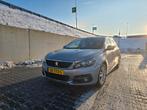 Peugeot 308 SW 1.2 Puretech 110pk 2019 - Grijs - Benzine, Voorwielaandrijving, 1199 cc, Origineel Nederlands, Particulier