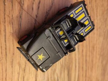 Vintage transformer MC toys jeep 2 beschikbaar voor biedingen