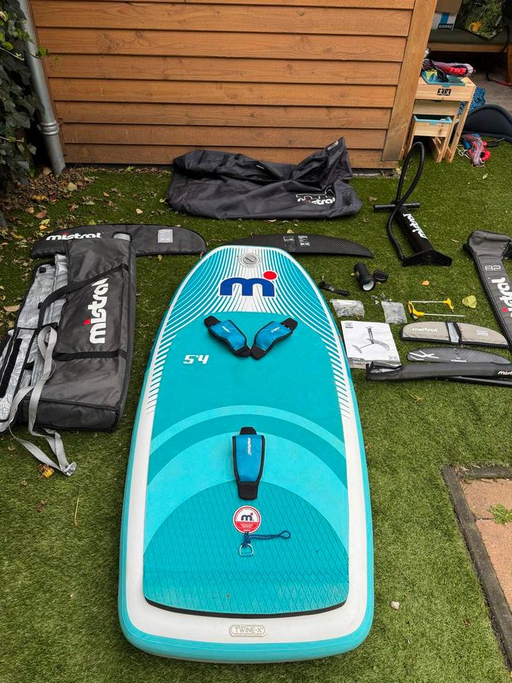 Mistral Wing Foil Board Compleet - Weinig Gebruikt!, Watersport en Boten, Wingsurfen, Zo goed als nieuw, Wingsurfset, Ophalen
