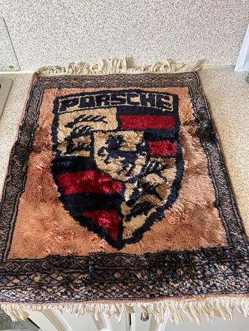 porsche tapijt beschikbaar voor biedingen