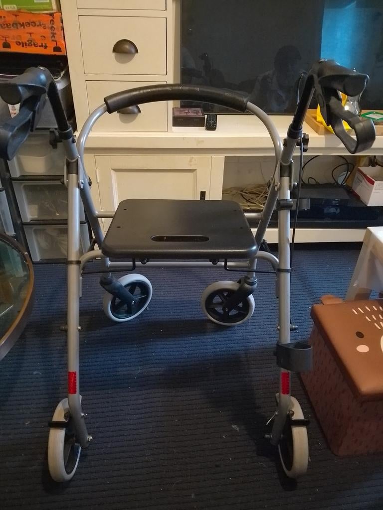 Rollator in goede staat ophalen Amsterdam, Diversen, Ophalen