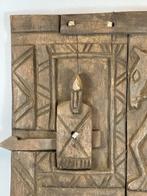 251170 Oud Afrikaans Dogon Graan opslag deur uit Mali., Ophalen of Verzenden
