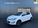 Hyundai I20 1.2i i-Vision / Airco / Stoelverwarming / Parkee, Euro 5, Gebruikt, Zwart, 4 cilinders