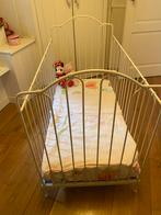 Leuk wit gietijzer/ijzer ledikantje, Kinderen en Baby's, Babywiegjes en Ledikanten, Ophalen, Gebruikt