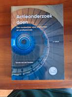 Actieonderzoek doen, Ophalen of Verzenden, Zo goed als nieuw