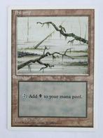 Swamp V.2 Fourth Edition MTG Near Mint, Ophalen of Verzenden, Zo goed als nieuw, Losse kaart
