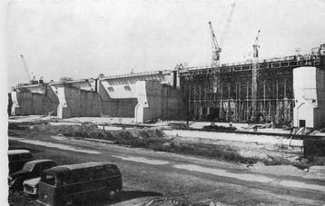 (701-193-051) Hellevoetsluis Deltawerken beschikbaar voor biedingen