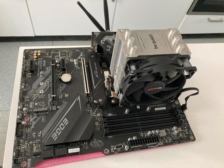 Ryzen9 5900 CPU + MSI B550 Motherboard + BeQuiet CPU Cooler, Computers en Software, Moederborden, Zo goed als nieuw, AMD, DDR4