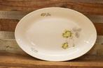 2 stuks Andreson porseleinen ovale schaaltjes 48470, Gebruikt, Ophalen of Verzenden, Bord(en), Wedgwood