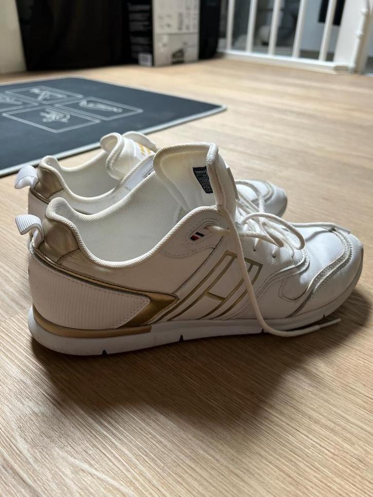 Tommy Hilfiger Sport sneaker dames mt 41 wit goud, Kleding | Dames, Schoenen, Gedragen, Sneakers of Gympen, Wit, Ophalen of Verzenden