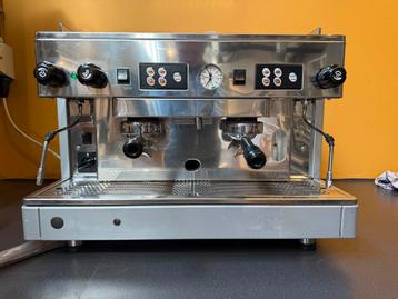 Wega 2 groep espressomachine. 220 volt beschikbaar voor biedingen