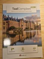 TaalCompleet boek voorbereiding KNM examen inburgering, Ophalen of Verzenden, Zo goed als nieuw