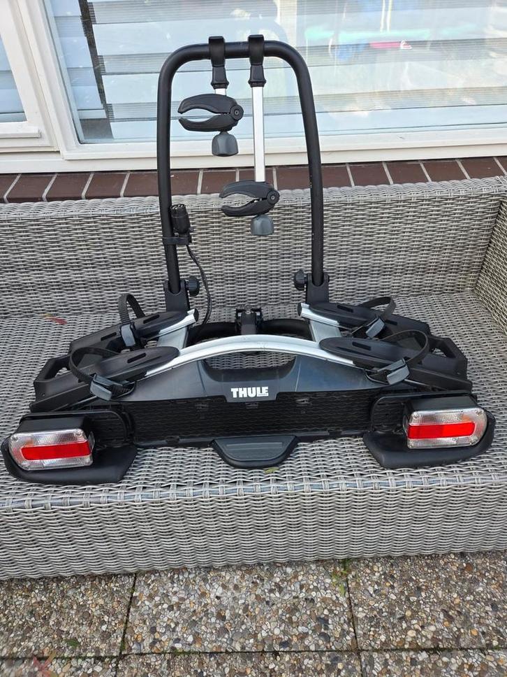 Thule VeloCompact 925 Fietsendrager Kantelbaar, Auto diversen, Fietsendragers, Gebruikt, Trekhaakdrager, 2 fietsen, Elektrische fiets