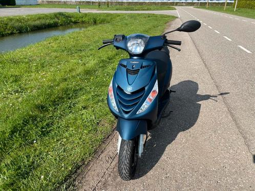Piaggio Zip 4T - 2017 - Rijdt goed - WOK, Fietsen en Brommers, Scooters | Piaggio, Zo goed als nieuw, Zip, Maximaal 25 km/u, Benzine