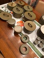 Lucie Q Bakker Schorsgroen Servies, Ophalen