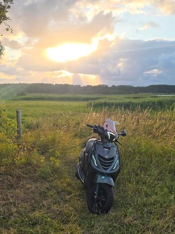 Piaggio zip 2018 50cc  beschikbaar voor biedingen