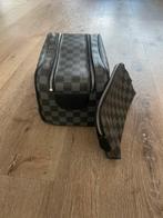 Louis Vuitton dopp kit leder. Nieuw!, Sieraden, Tassen en Uiterlijk, Toilettassen, Ophalen of Verzenden, Nieuw, Zwart