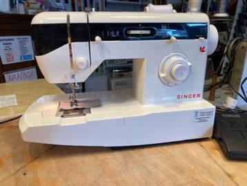 Singer 2718 naaimachine beschikbaar voor biedingen