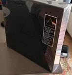 PINK FLOYD- dark side of the moon- super deluxe box, Ophalen of Verzenden, Nieuw in verpakking, 12 inch, Progressive