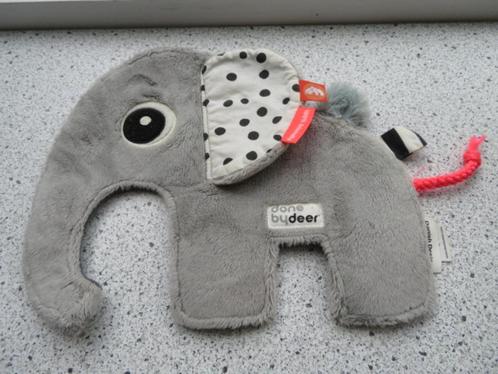 Knuffeldoek olifant merk Done by Deer bydeer ca 27 cm breed, Kinderen en Baby's, Speelgoed | Knuffels en Pluche, Zo goed als nieuw