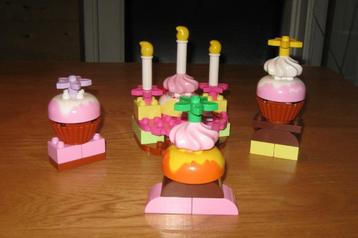 Duplo Lego. Taartjes beschikbaar voor biedingen